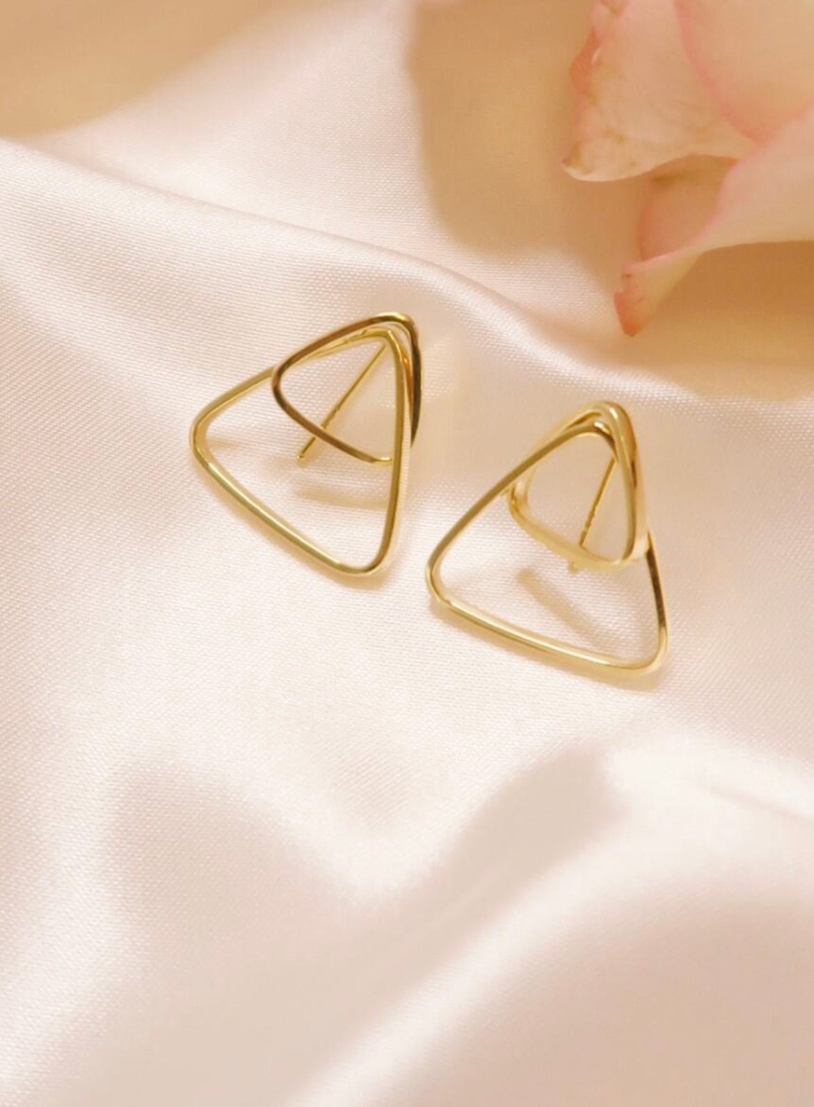 Curved Triangle Earrings - JULA JEWELRY